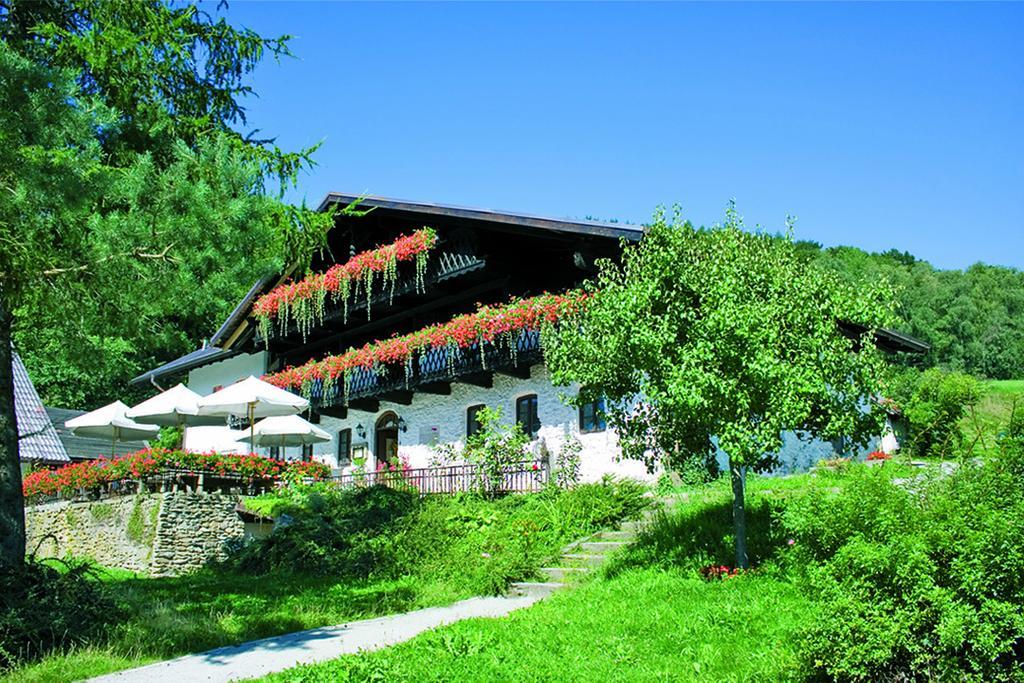 Landgasthof Duellhof Schaufling Esterno foto